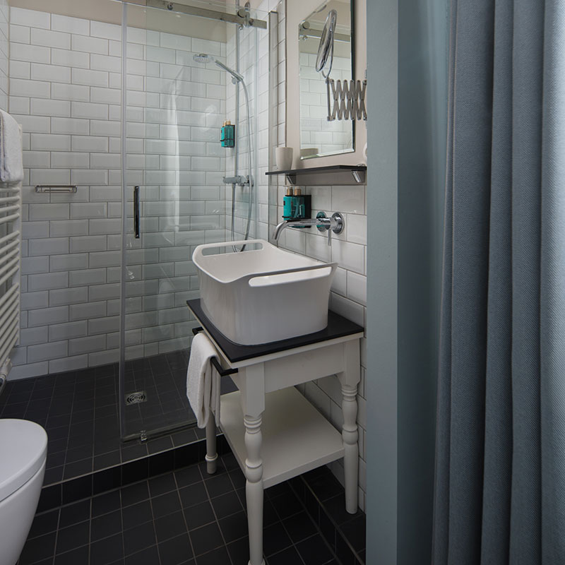 Small Single Room