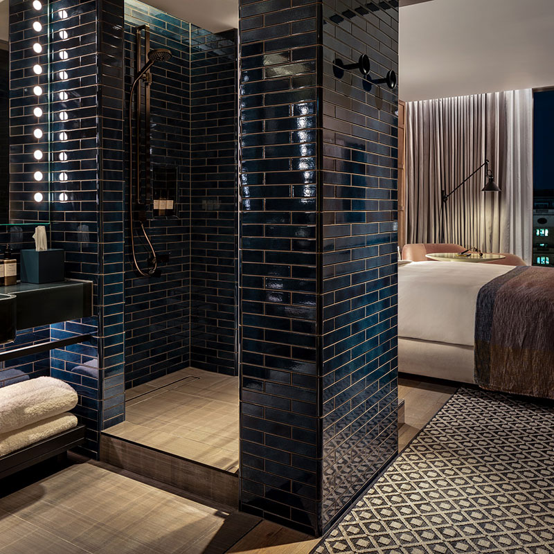 Deluxe King City View Room