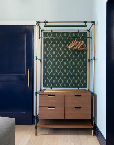 King Room with City View - Mobility Accessible