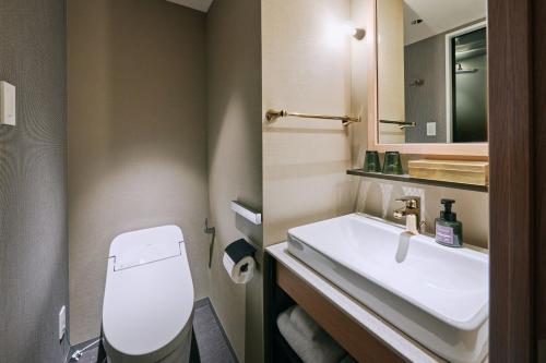 Twin Room with Shower
