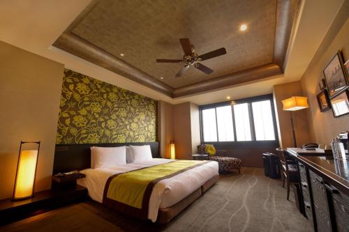 Short Stay (Check-in 18:00~/ Check-out ~10:00) - Superior King Room with Harbour Side