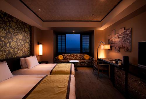 Short Stay (Check-in 18:00~/ Check-out ~10:00) - Superior Twin Room with Harbour Side