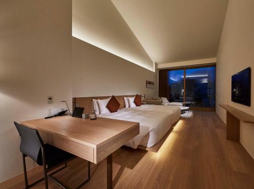 Premium Twin Room with River View