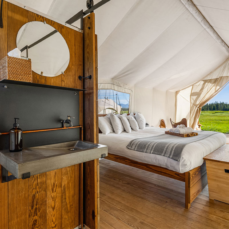 Deluxe Tent