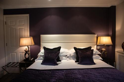 Suite with Garden View