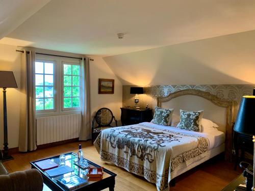King Room - 115 ft² Parking Included