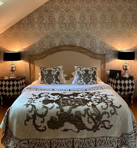 Master Suite with Cabana and Parking Included - 148 ft² 