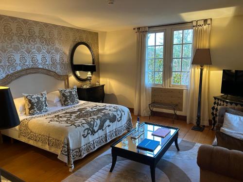 Family Suite - 148 ft² Parking Included