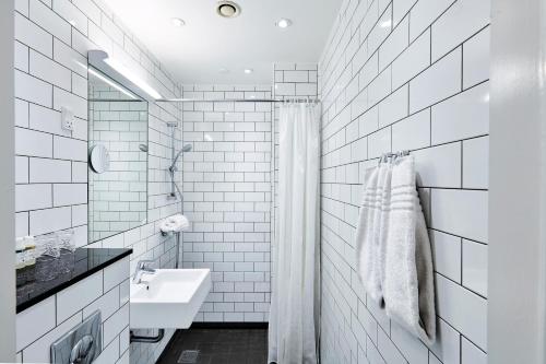 Small Single Room