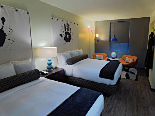 Queen Room with Two Queen Beds and Work Desk - Non-Smoking