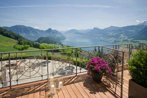 Superior Room with Terrace and Lake View