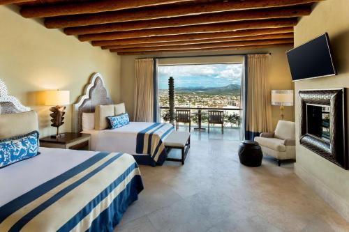 Four-Bedroom Suite with Marina View