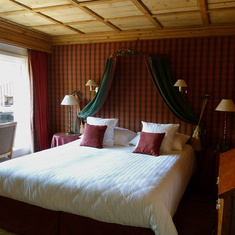 Club Room 