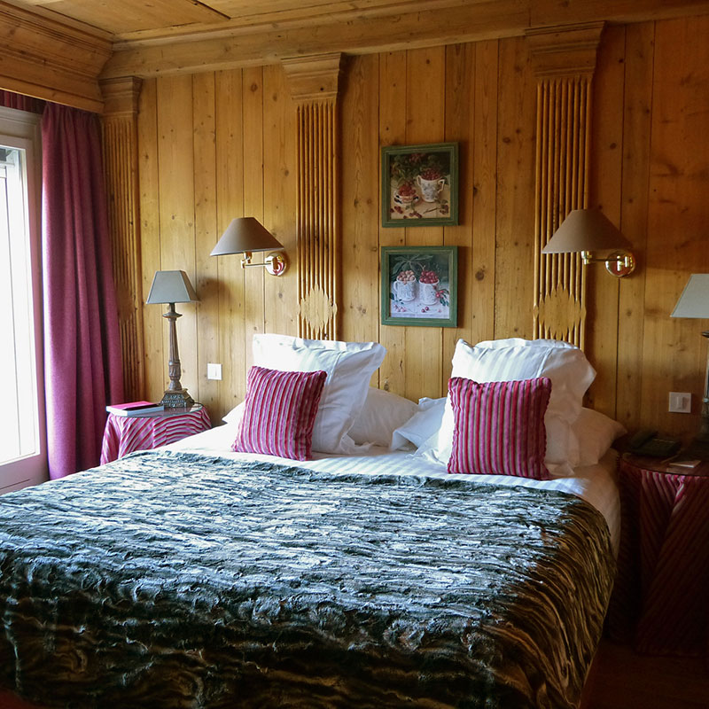 Club Room 