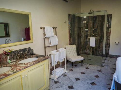 Superior Double Room with Balcony and Valley View