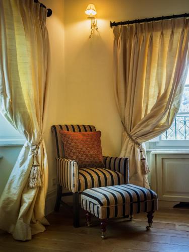 Deluxe Double Room with Valley View