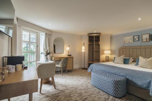 Deluxe Room - River View