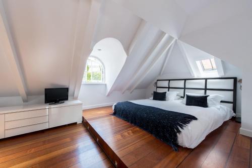 Loft Suite - River View