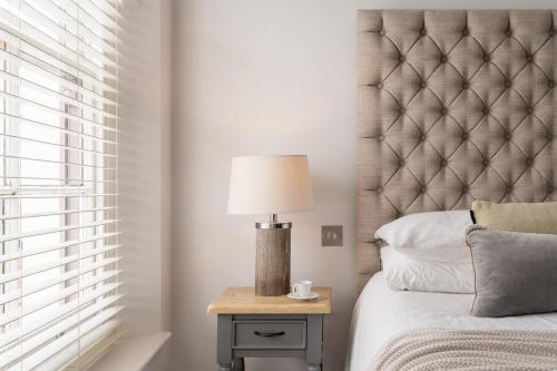 Luxury Classic Room - Street Facing View
