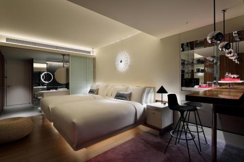 Guest Room with  2 Double Low floor