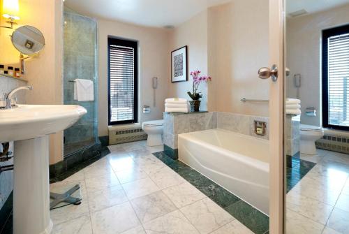 Premium Double Room with Two Double Beds and View