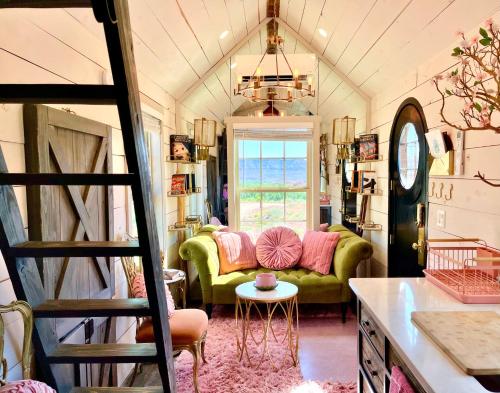 Family Room with Mountain View