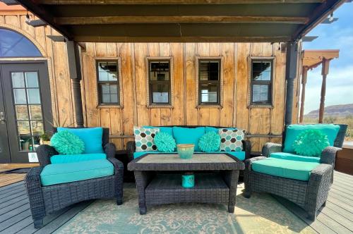 Superior Family Room