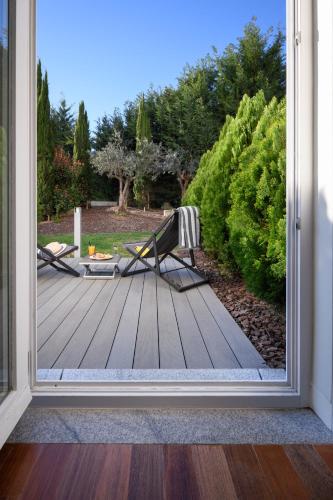 Classic Room with Balcony Garden View