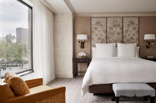 City-View Executive Suite King Bed