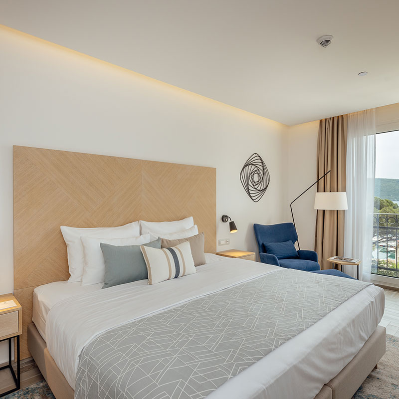 Superior room in Contemporary Building