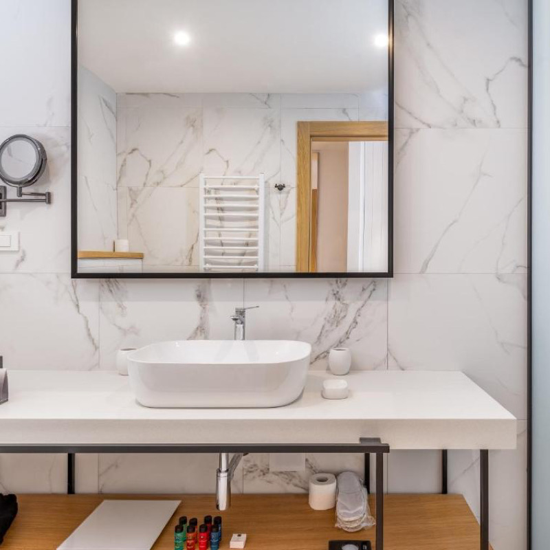 Superior room in Contemporary Building