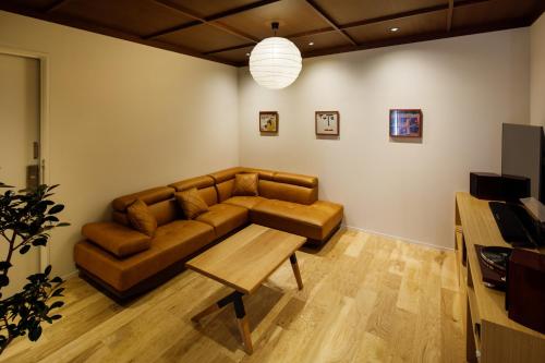 Semi Suite