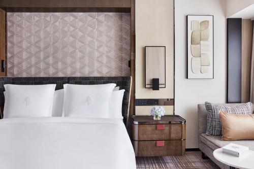 Mother's Day Staycation - Renovated Deluxe Peak View Room 