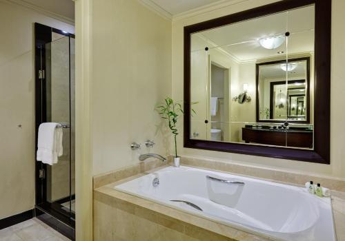 Executive King Suite
