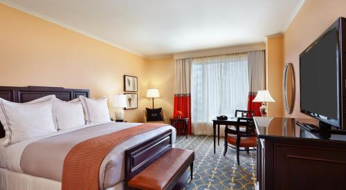 Deluxe King Room - Hearing Access