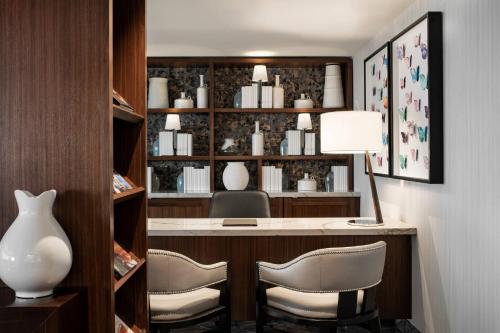 Club level, Guest room, 1 King Bed