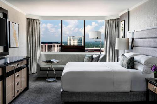 Presidential Suite with King Bed