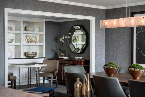 Presidential Suite with King Bed