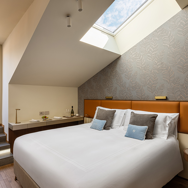 Prestige Room with park view and balcony
