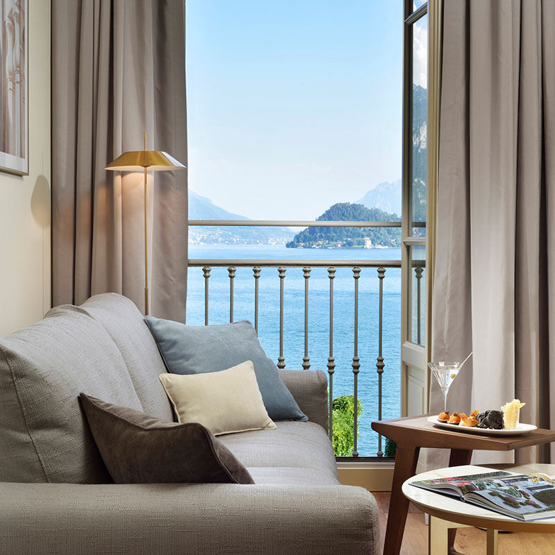 Suite with Lake View