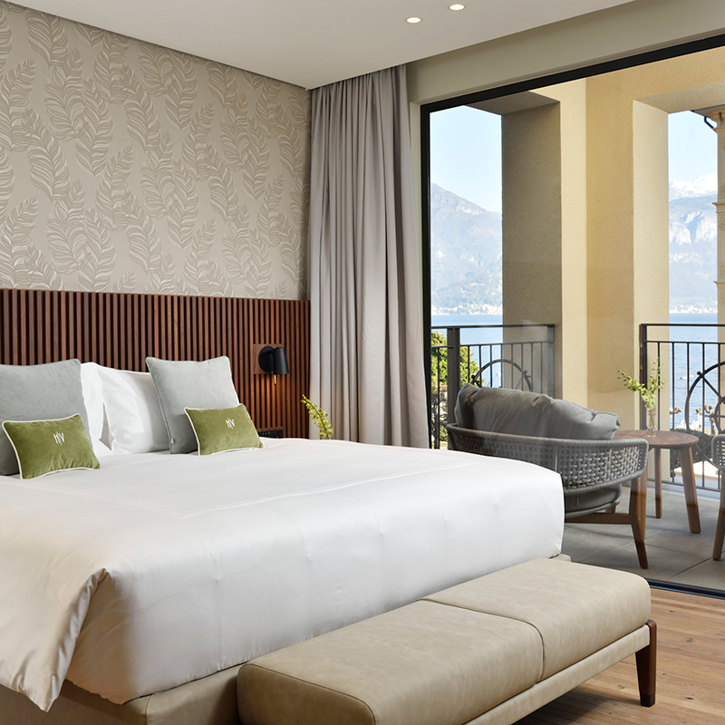 Exclusive Suite with lake view