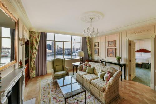 Personality King Suite Panoramic View