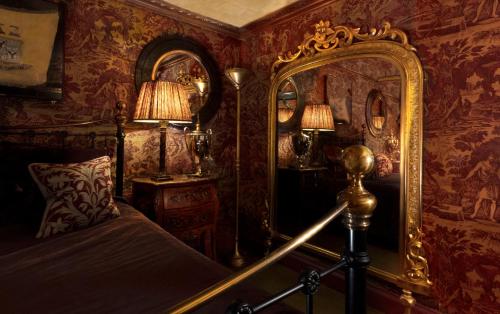 Luxury Room
