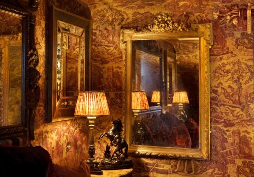 Luxury Room