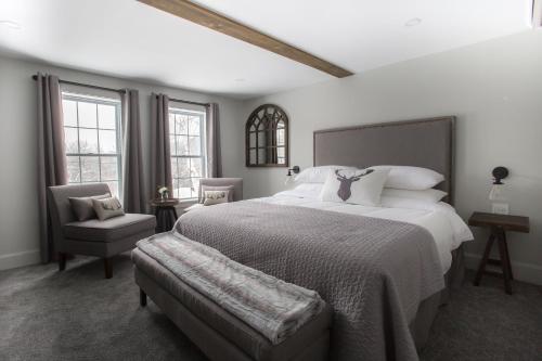 Superior King Room 