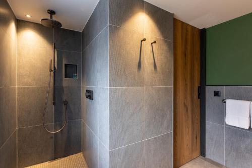 Large Twin Room with Balcony