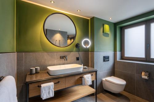 Large Twin Room with Balcony