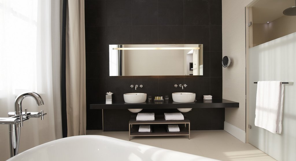 Prestige Suite