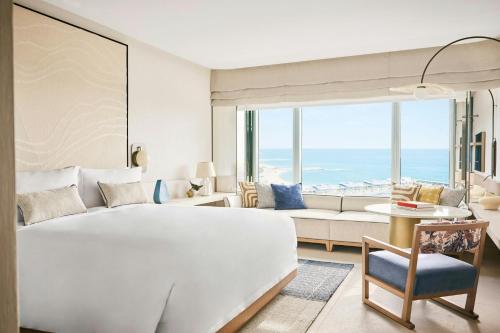 Panorama King Room with Partial Sea View