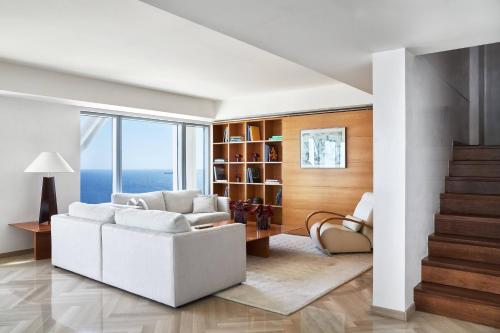 Bi-Level Loft with Skyline View